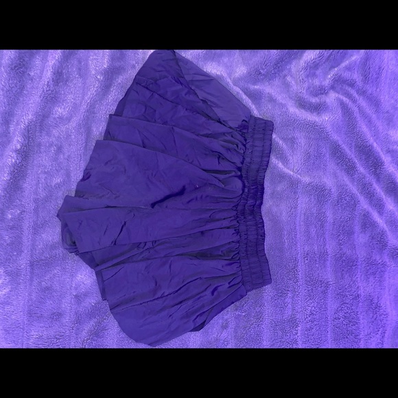 Running shorts - Picture 3 of 4